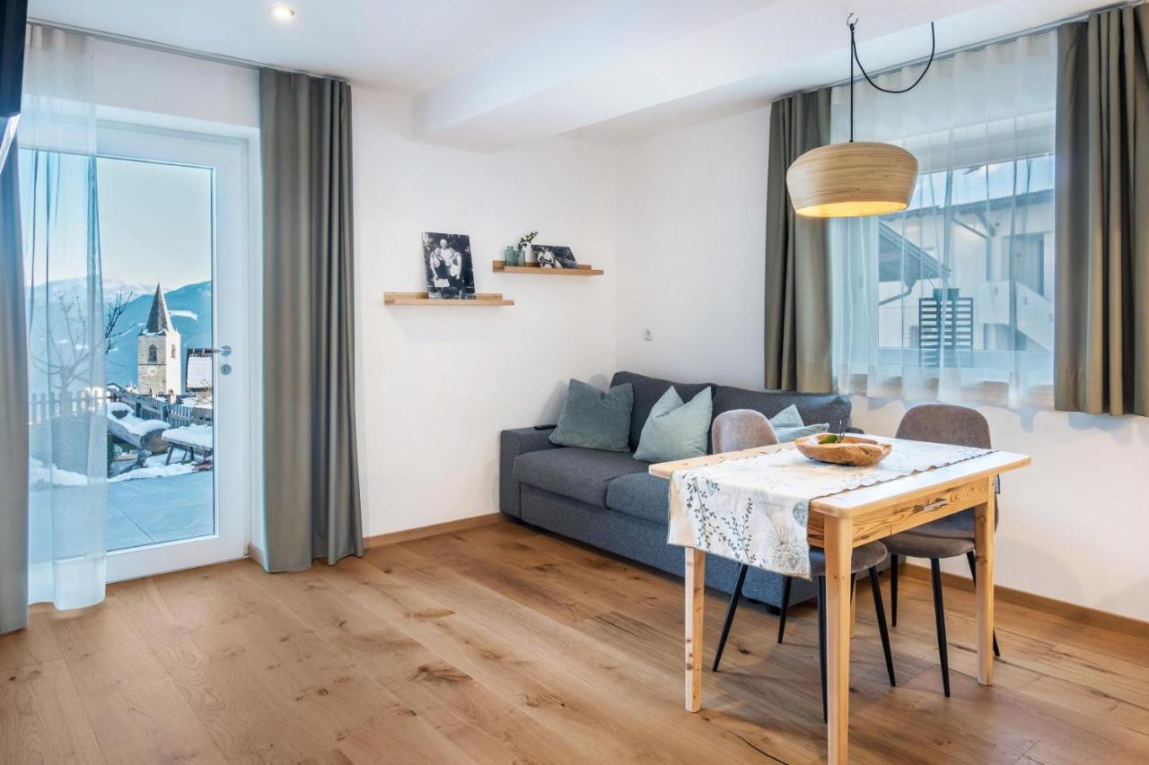 Beckenbinder Apartement Rosengarten ซาน เจเนสิโอ อาเตสิโน ภายนอก รูปภาพ